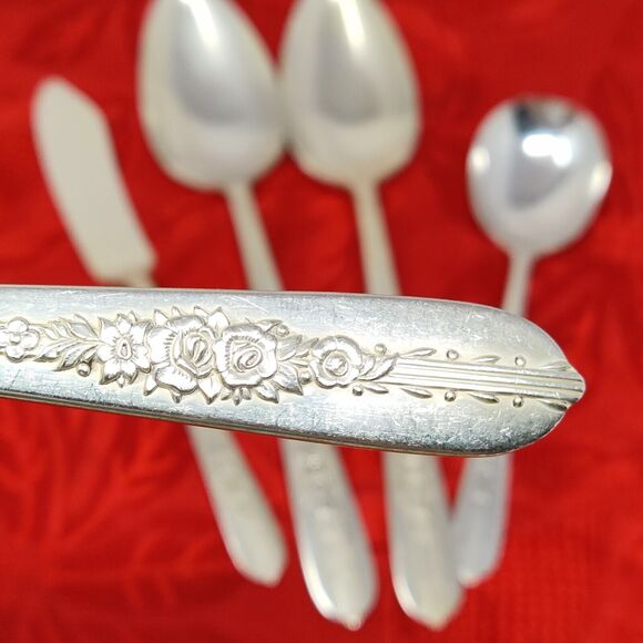5X Serving Pieces 1939 ROYAL ROSE Oneida Nobility Plate Silverplate Spoons Sprea - Picture 1 of 13